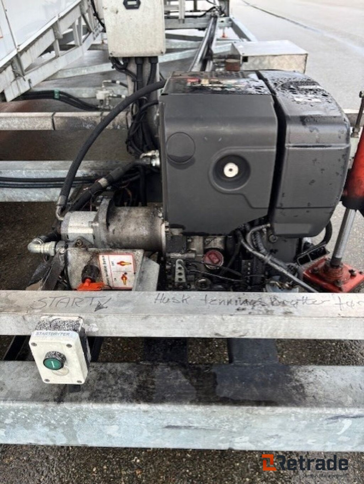 Aviramp Continental - 2014 Modell - Stavební zařízení: obrázek 4 Aviramp Continental - 2014 Modell - Stavební zařízení: obrázek 4