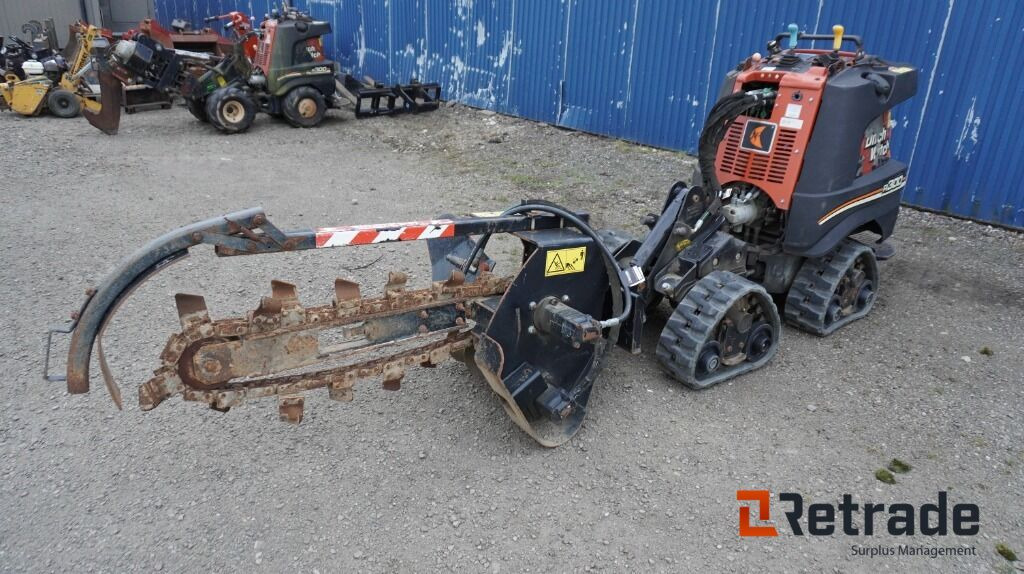 Ditch Witch Zhan R300 5 Redskap - Stavební zařízení: obrázek 1 Ditch Witch Zhan R300 5 Redskap - Stavební zařízení: obrázek 1