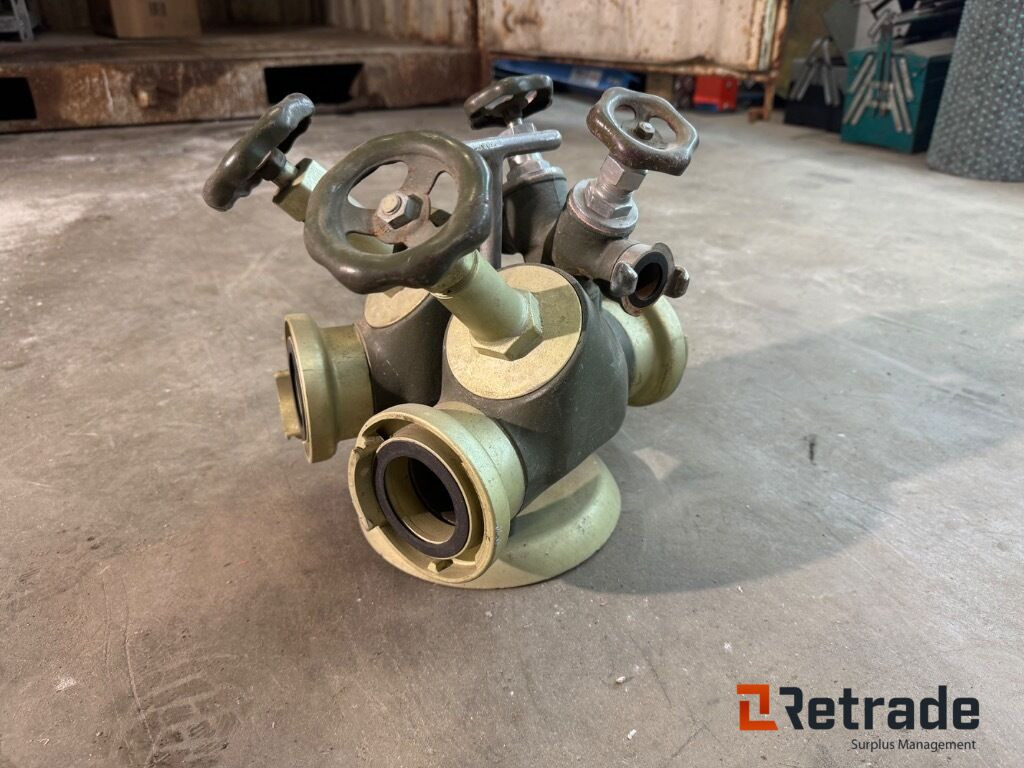 Fördelare för brandslang - Nástroj/ Vybavení: obrázek 2 Fördelare för brandslang - Nástroj/ Vybavení: obrázek 2