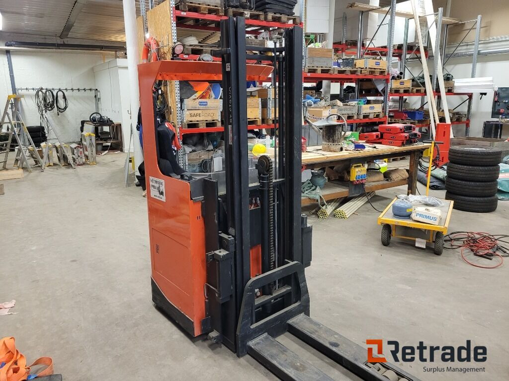 Gaffeltruck Sittstaplare BT SRE135L låga timmar - 2017 - Stohovací vozík: obrázek 2 Gaffeltruck Sittstaplare BT SRE135L låga timmar - 2017 - Stohovací vozík: obrázek 2