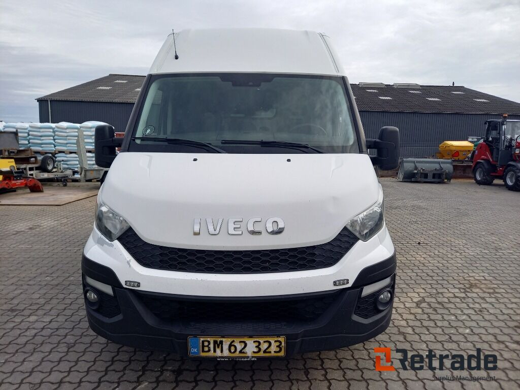 IVECO Daily 35S13 2,3D 10,8m3 aut. - Furgon: obrázek 2 IVECO Daily 35S13 2,3D 10,8m3 aut. - Furgon: obrázek 2