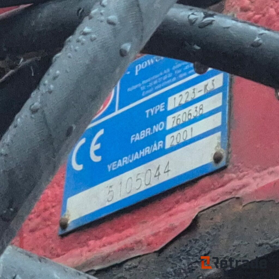 2001mod. HMF 1220 kran - Jiná technika: obrázek 5 2001mod. HMF 1220 kran - Jiná technika: obrázek 5