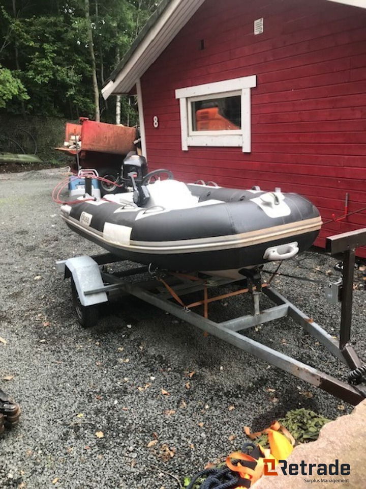 Båt H- Venus 290 med båttrailer - Jiná technika: obrázek 2 Båt H- Venus 290 med båttrailer - Jiná technika: obrázek 2