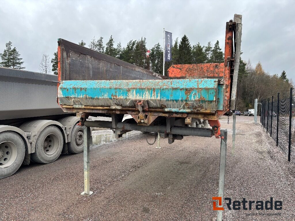 Laxo snabblås med tipp / Sidotipp - Sklápěcí nástavba: obrázek 3 Laxo snabblås med tipp / Sidotipp - Sklápěcí nástavba: obrázek 3