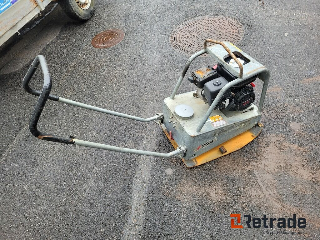 Markvibrator vibroplatta Swepac F90A - Stavební zařízení: obrázek 3 Markvibrator vibroplatta Swepac F90A - Stavební zařízení: obrázek 3