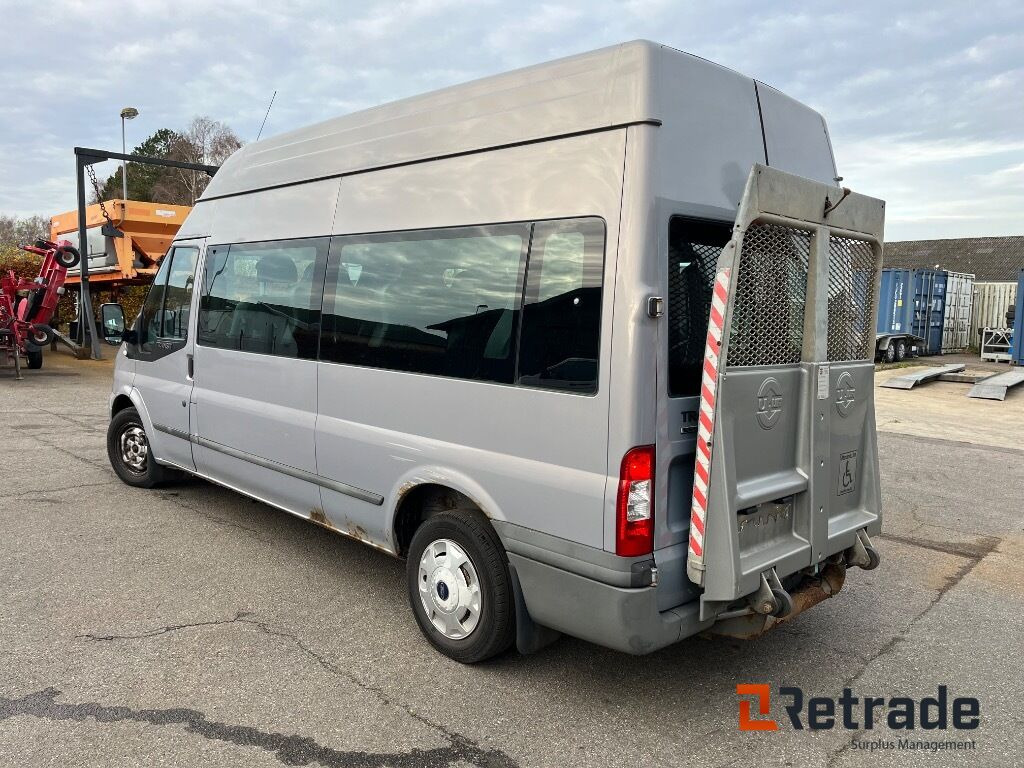 Minibus med lift FORD TRANSIT KOMBI 300L F 2,2 TDCI - Minibus, Mikrobus: obrázek 4 Minibus med lift FORD TRANSIT KOMBI 300L F 2,2 TDCI - Minibus, Mikrobus: obrázek 4