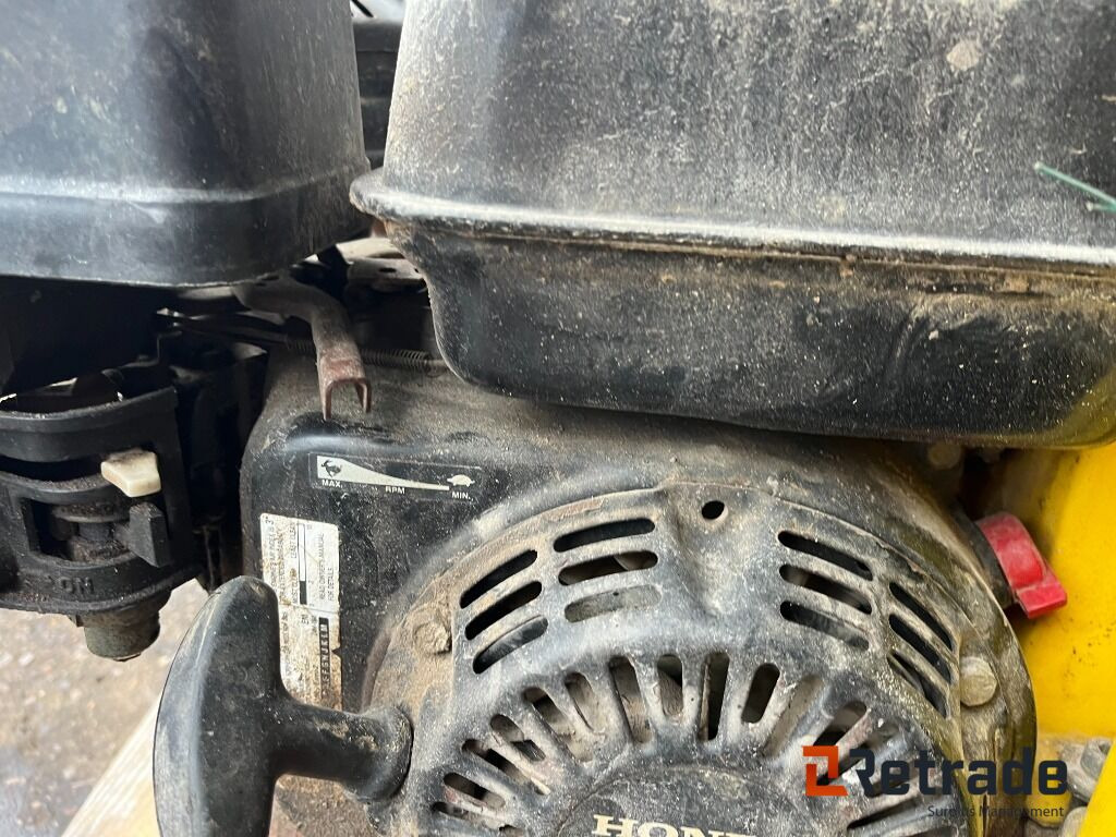 Pladevibrator Wacker/Neuson Plade vibrator - Stavební zařízení: obrázek 5 Pladevibrator Wacker/Neuson Plade vibrator - Stavební zařízení: obrázek 5