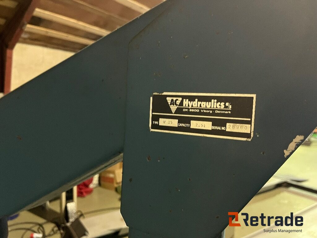 Průmyslová technika Værkstedsudstyr AC Motorkran W 25: obrázek 6 Průmyslová technika Værkstedsudstyr AC Motorkran W 25: obrázek 6