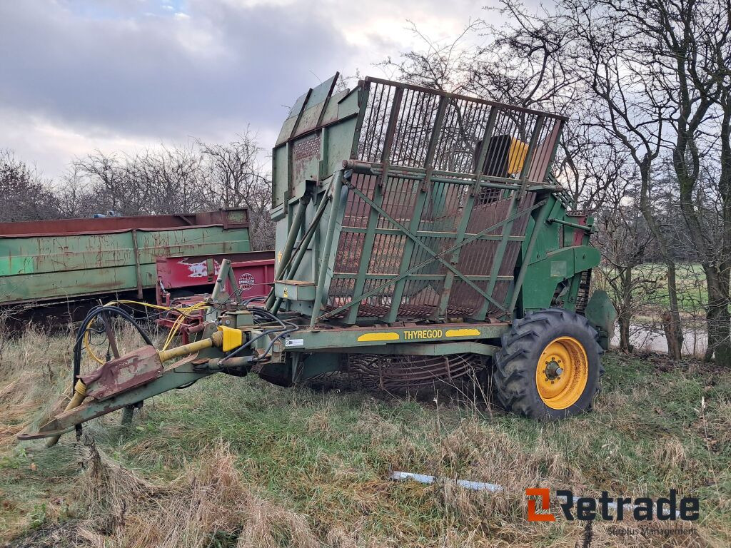 Roeoptager Thyregod t5 - Sklízeč cukrové řepy: obrázek 3 Roeoptager Thyregod t5 - Sklízeč cukrové řepy: obrázek 3