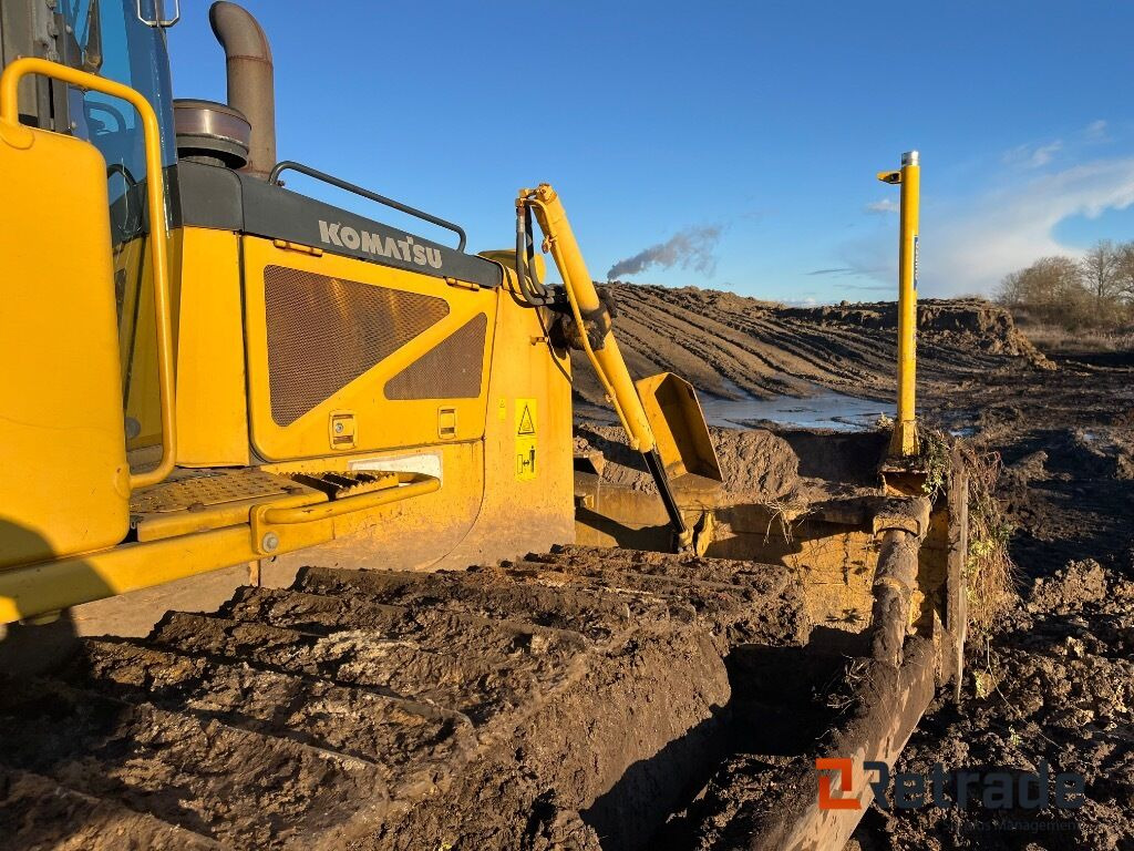 Stavební technika Bulldozer Komatsu D 65 PX 16 Dozer: obrázek 7 Stavební technika Bulldozer Komatsu D 65 PX 16 Dozer: obrázek 7