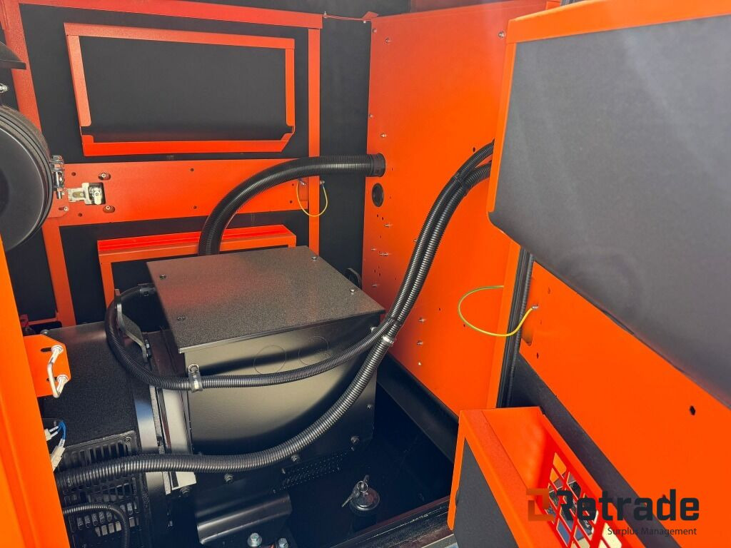 Stavební technika Generator Ubrugt Cummins 50kVA diesel nødstrømsgenerator: obrázek 6 Stavební technika Generator Ubrugt Cummins 50kVA diesel nødstrømsgenerator: obrázek 6