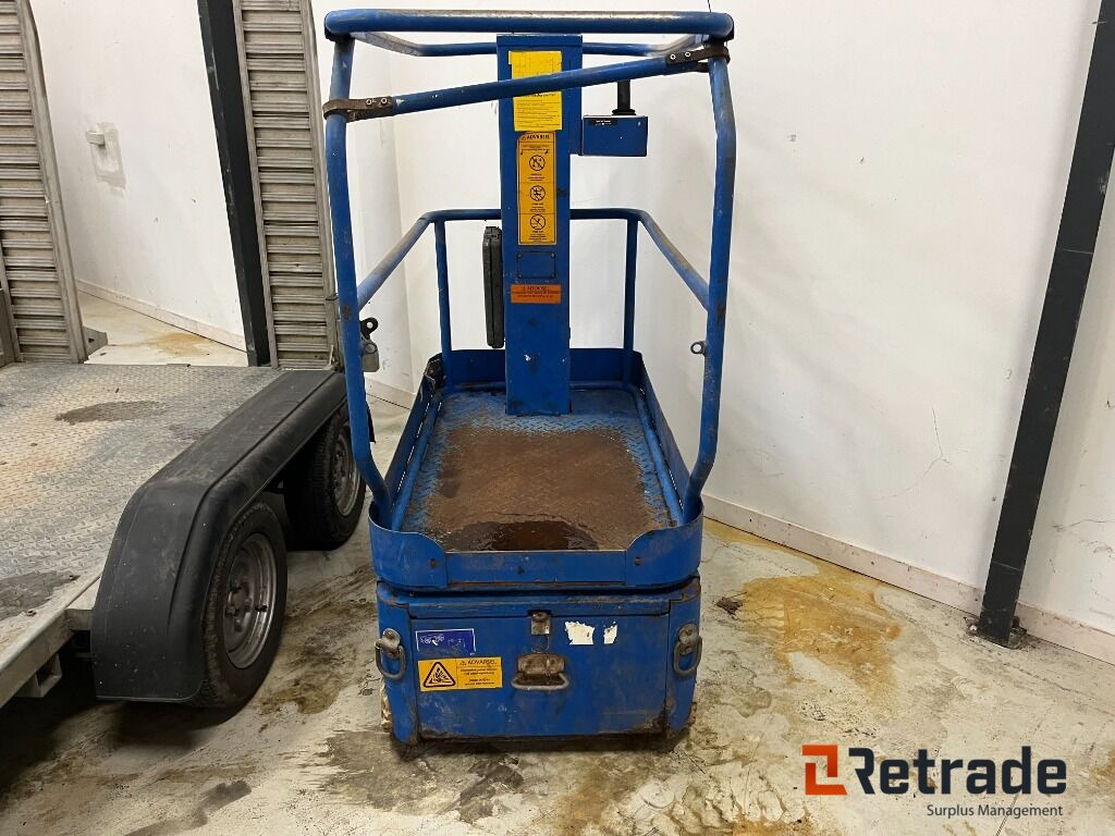 UpRight TM12 - 6meters lift - Stavební technika: obrázek 3 UpRight TM12 - 6meters lift - Stavební technika: obrázek 3