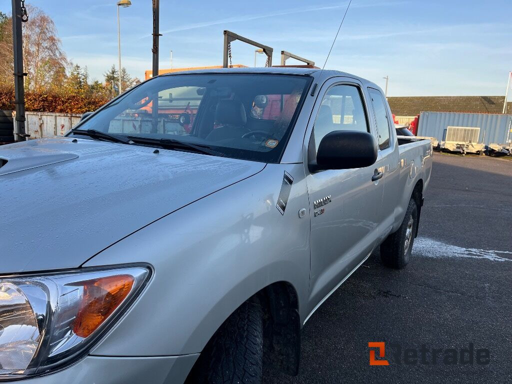 Pick-up TOYOTA HILUX 2,5 D-4D EX.CAB 4 WD: obrázek 9 Pick-up TOYOTA HILUX 2,5 D-4D EX.CAB 4 WD: obrázek 9