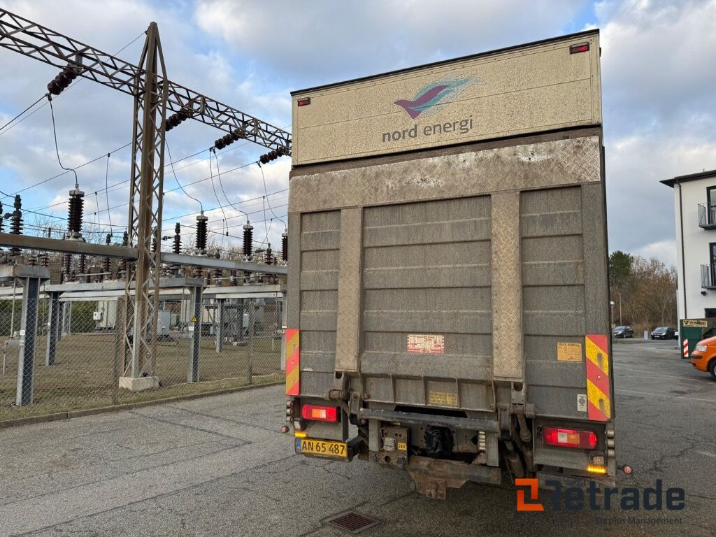 Skříňový nákladní auto VOLVO FM 330 4X2: obrázek 9