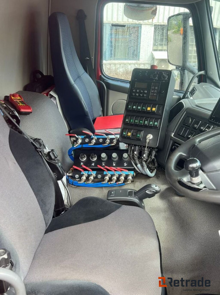 Volvo FE 300 Feiebil / Kombibil med Tipp og Brøyteoppsett - Zametací vůz: obrázek 5 Volvo FE 300 Feiebil / Kombibil med Tipp og Brøyteoppsett - Zametací vůz: obrázek 5