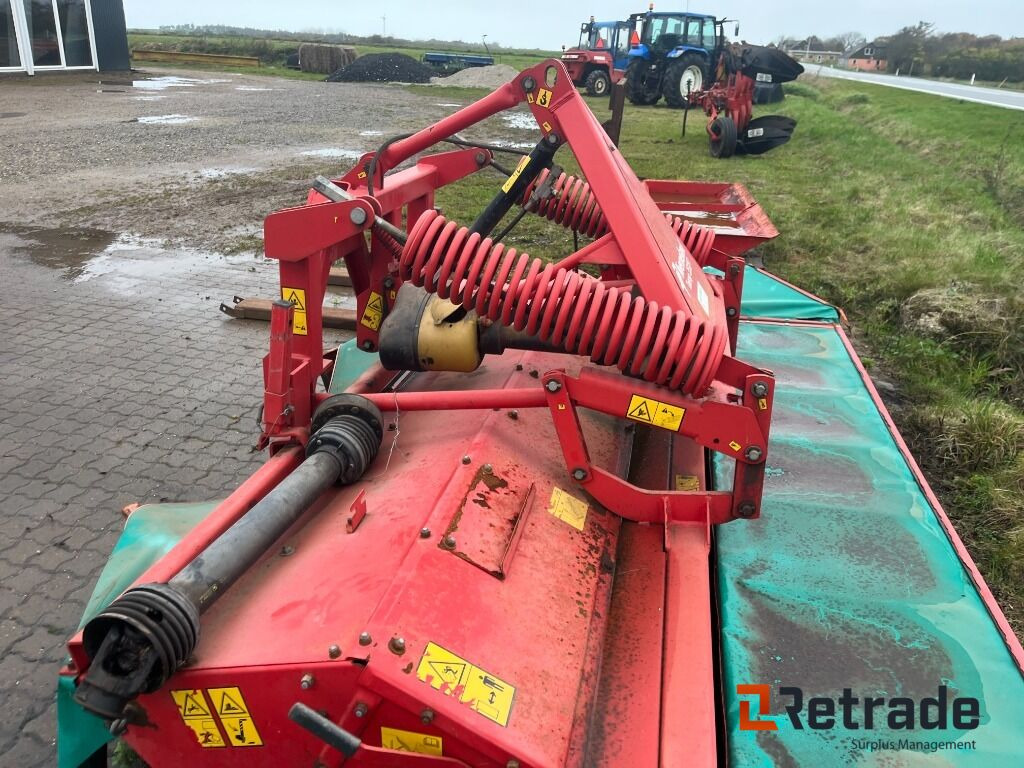 Slåmaskine Kverneland 3532 FT - MCF 08 Frontmonteret slåmaskine - Zemědělská technika: obrázek 5 Slåmaskine Kverneland 3532 FT - MCF 08 Frontmonteret slåmaskine - Zemědělská technika: obrázek 5