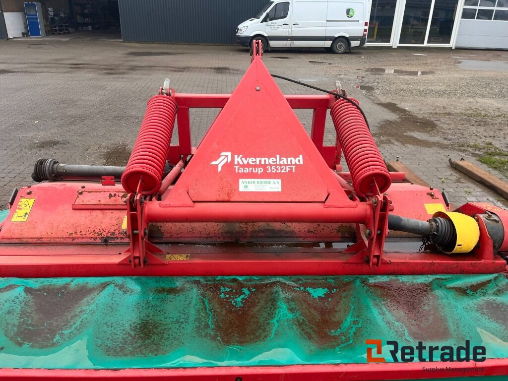 Slåmaskine Kverneland 3532 FT - MCF 08 Frontmonteret slåmaskine - Zemědělská technika: obrázek 3 Slåmaskine Kverneland 3532 FT - MCF 08 Frontmonteret slåmaskine - Zemědělská technika: obrázek 3