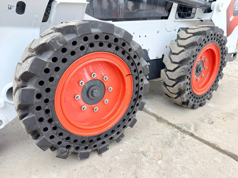 Smykový nakladač Bobcat S510 - New / Unused / Closed Cabine / AC: obrázek 13