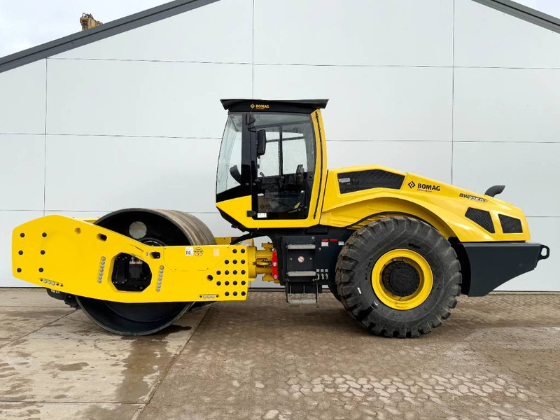 Bomag BW226D-5CL - NEW / Cummins engine - Válec: obrázek 1 Bomag BW226D-5CL - NEW / Cummins engine - Válec: obrázek 1