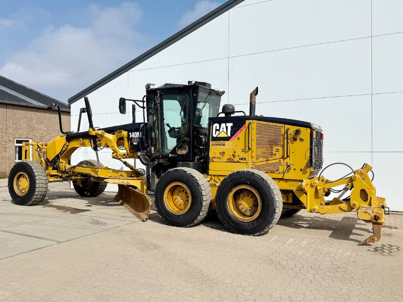 Cat 140M AWD 6x6 VHP Plus - Snowblade/ Ripper - Grejdr: obrázek 2 Cat 140M AWD 6x6 VHP Plus - Snowblade/ Ripper - Grejdr: obrázek 2