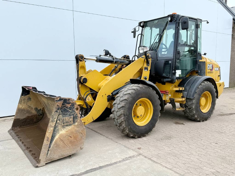 Cat 908M - German Machine / Quick Coupler - Kolový nakladač: obrázek 2 Cat 908M - German Machine / Quick Coupler - Kolový nakladač: obrázek 2