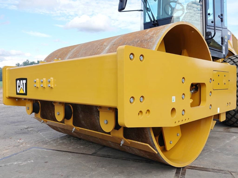 Válec Cat CS66B - CE Certified / Low Hours: obrázek 11