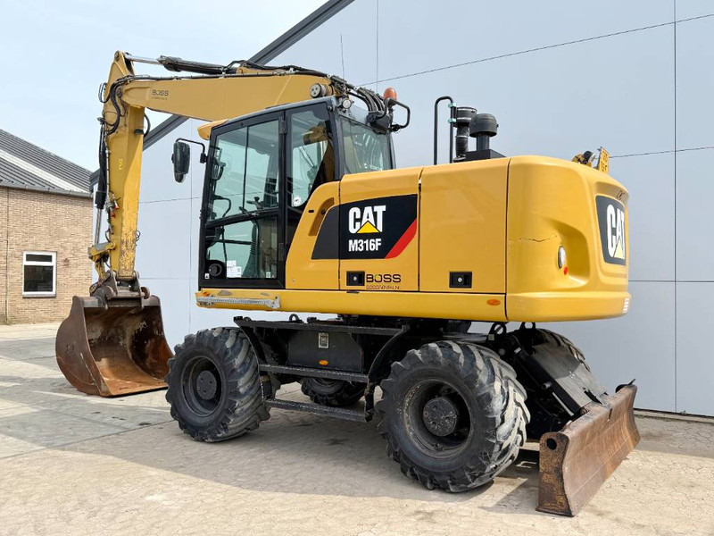 Cat M316F - Quick Coupler / Triple Boom / Auto Lube - Kolesové rýpadlo: obrázek 3 Cat M316F - Quick Coupler / Triple Boom / Auto Lube - Kolesové rýpadlo: obrázek 3