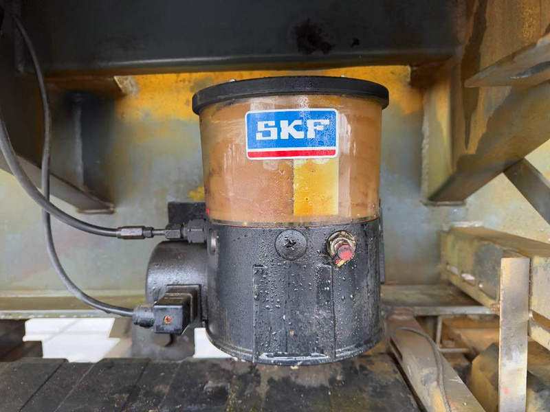 Auto s hydraulickou rukou Floor Flo-17-36S2 + Kennis Type 14.000 (7.75m / 4.1t): obrázek 18