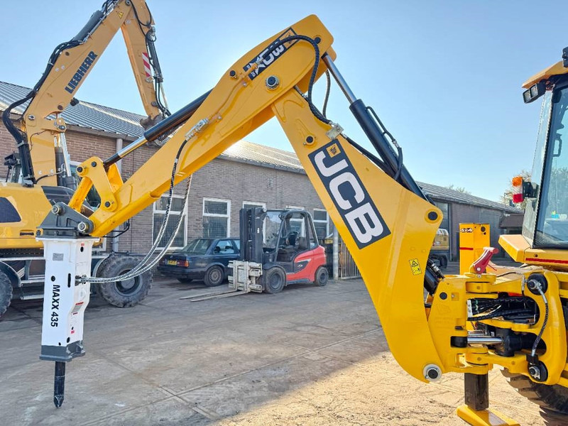 JCB 3DX / 3CX Plus 4WD - 4/1 Bucket + Hammer - Rýpadlo-nakladač: obrázek 5 JCB 3DX / 3CX Plus 4WD - 4/1 Bucket + Hammer - Rýpadlo-nakladač: obrázek 5