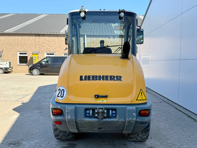 Liebherr L506C - German Machine / Quick Coupler - Kolový nakladač: obrázek 4 Liebherr L506C - German Machine / Quick Coupler - Kolový nakladač: obrázek 4