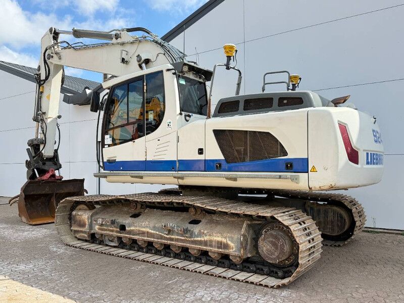 Liebherr R92LC4W - GPS / ROTOTILT R8 / NEW CHAIN + SPROCKET - Pásové rýpadlo: obrázek 3 Liebherr R92LC4W - GPS / ROTOTILT R8 / NEW CHAIN + SPROCKET - Pásové rýpadlo: obrázek 3