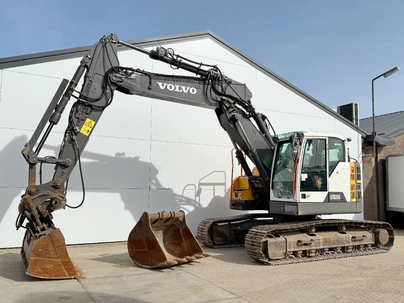Volvo ECR235EL - Triple Boom / 2 Buckets Included - Pásové rýpadlo: obrázek 2 Volvo ECR235EL - Triple Boom / 2 Buckets Included - Pásové rýpadlo: obrázek 2