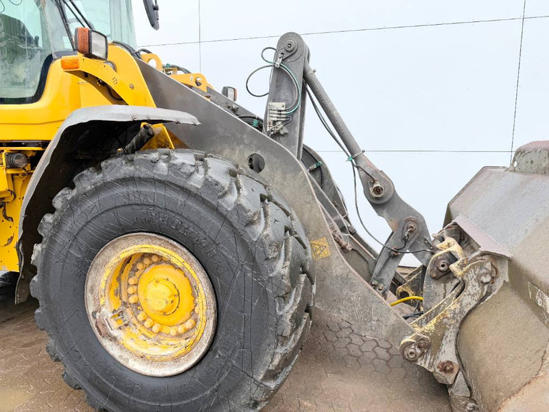 Kolový nakladač Volvo L120G - 3rd Function / Quick Coupler / Auto Lube: obrázek 16