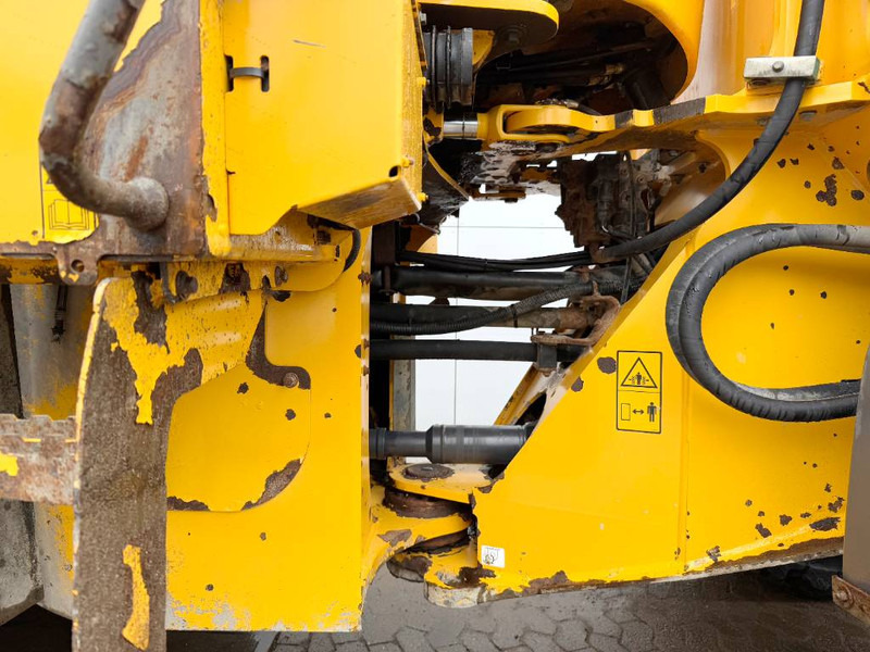 Kolový nakladač Volvo L120G - 3rd Function / Quick Coupler / Auto Lube: obrázek 18