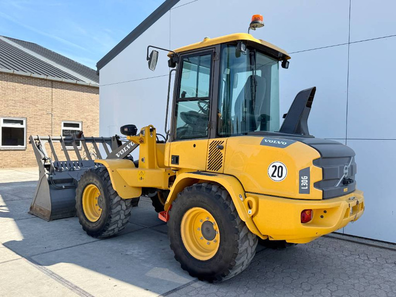 Volvo L30G - German Machine / 3rd Function - Kolový nakladač: obrázek 3 Volvo L30G - German Machine / 3rd Function - Kolový nakladač: obrázek 3