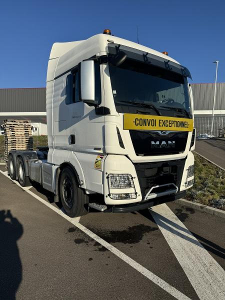 MAN TGX 33.640 - Tahač: obrázek 3 MAN TGX 33.640 - Tahač: obrázek 3