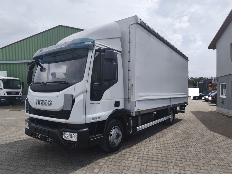 Iveco Eurocargo 75-210 Plane 3-Sitzer 4x2 Euro 6 LBW (20) - Plachtový nákladní auto: obrázek 1 Iveco Eurocargo 75-210 Plane 3-Sitzer 4x2 Euro 6 LBW (20) - Plachtový nákladní auto: obrázek 1