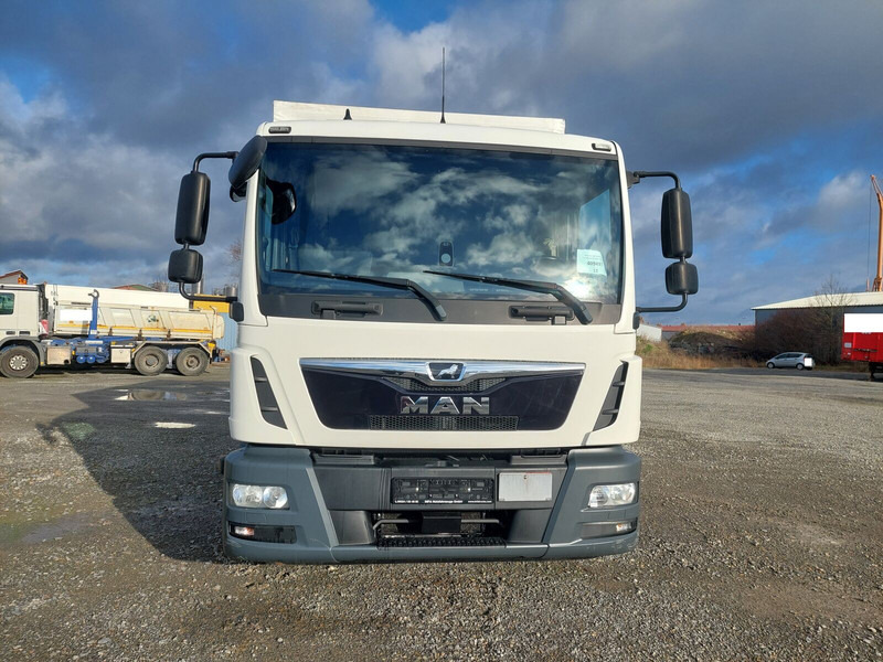 MAN TGL 8.190 L 4x2 Euro 6 LBW AHK - Plachtový nákladní auto: obrázek 3 MAN TGL 8.190 L 4x2 Euro 6 LBW AHK - Plachtový nákladní auto: obrázek 3