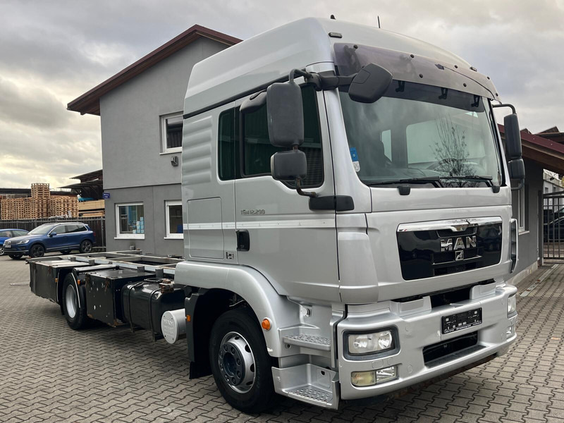 MAN TGM 12.290 BDF 4x2 Euro 5 - Podvozek s kabinou: obrázek 3 MAN TGM 12.290 BDF 4x2 Euro 5 - Podvozek s kabinou: obrázek 3