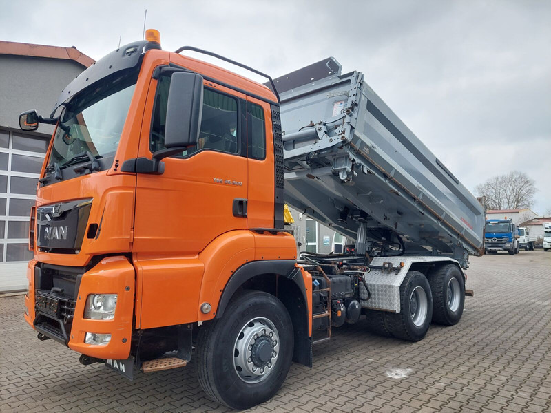 MAN TGS 26.500 Hydrodrive Schwarzmüller Wechselsystem SZM - Sklápěč: obrázek 2 MAN TGS 26.500 Hydrodrive Schwarzmüller Wechselsystem SZM - Sklápěč: obrázek 2