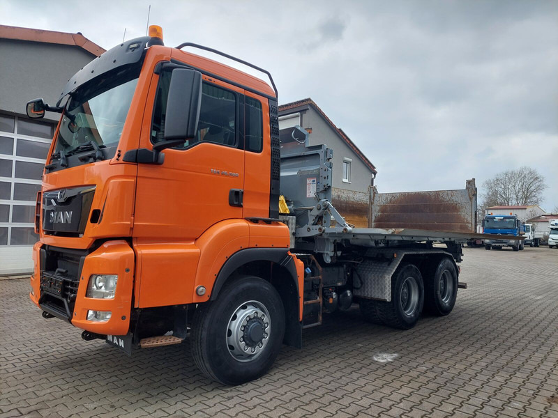 MAN TGS 26.500 Hydrodrive Schwarzmüller Wechselsystem SZM - Sklápěč: obrázek 1 MAN TGS 26.500 Hydrodrive Schwarzmüller Wechselsystem SZM - Sklápěč: obrázek 1