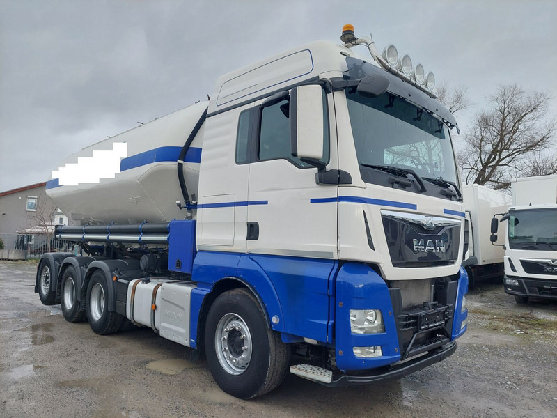 MAN TGX 35.440 Silo Euro 6 8x4 Lift+Lenk Klima (5) - Nákladní auto: obrázek 2 MAN TGX 35.440 Silo Euro 6 8x4 Lift+Lenk Klima (5) - Nákladní auto: obrázek 2