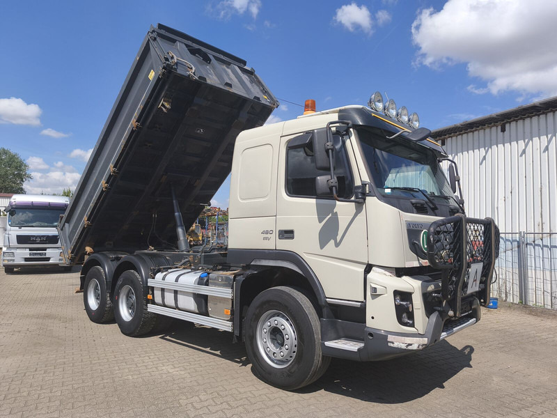 Volvo FMX 460 Meiller Dreiseitenkipper Bordmatik EEV 6x4 AHK (1) - Sklápěč: obrázek 4 Volvo FMX 460 Meiller Dreiseitenkipper Bordmatik EEV 6x4 AHK (1) - Sklápěč: obrázek 4