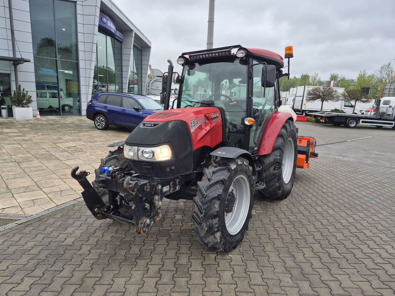 CASE IH IH Farmall 75 - Traktor: obrázek 4 CASE IH IH Farmall 75 - Traktor: obrázek 4