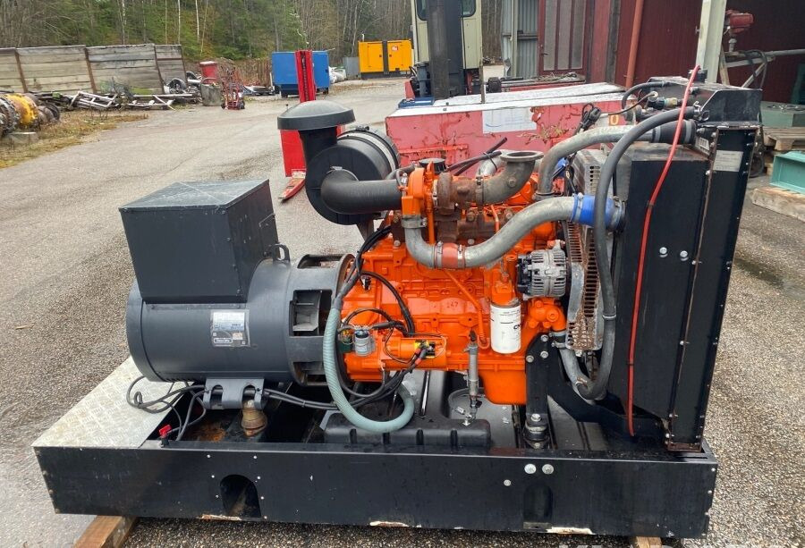Diversen ECP34 2S4 - Iveco Engine,126kVA,New oils, filters, Mecc Alte ECP34 2S4 - Elektrický generátor: obrázek 3 Diversen ECP34 2S4 - Iveco Engine,126kVA,New oils, filters, Mecc Alte ECP34 2S4 - Elektrický generátor: obrázek 3