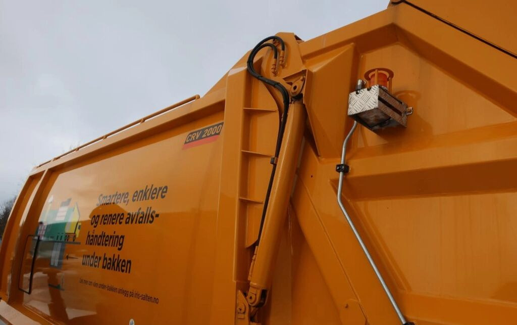 Diversen Kadussis CRV2000 Steco - Výměna karoserie - voz na odvoz odpadků: obrázek 4 Diversen Kadussis CRV2000 Steco - Výměna karoserie - voz na odvoz odpadků: obrázek 4