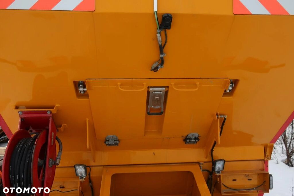 Diversen Kadussis CRV2000 Steco - Výměna karoserie - voz na odvoz odpadků: obrázek 3 Diversen Kadussis CRV2000 Steco - Výměna karoserie - voz na odvoz odpadků: obrázek 3