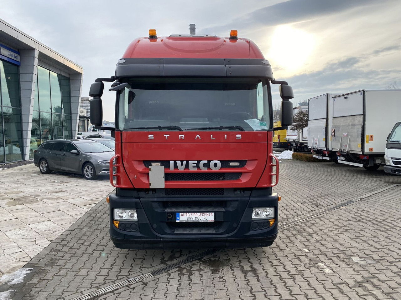 Iveco Stralis 360 AT 190 / Euro 5 / NEW Service / Long Frame - Podvozek s kabinou: obrázek 4 Iveco Stralis 360 AT 190 / Euro 5 / NEW Service / Long Frame - Podvozek s kabinou: obrázek 4