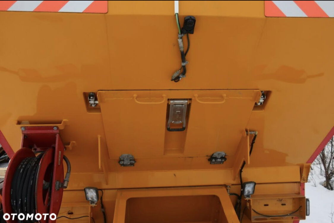 Kadussis CRV2000 Like NTM, Steco - Like NEW Kadussis CRV2000 Like NTM, Steco - Like NEW - Výměna karoserie - voz na odvoz odpadků: obrázek 5 Kadussis CRV2000 Like NTM, Steco - Like NEW Kadussis CRV2000 Like NTM, Steco - Like NEW - Výměna karoserie - voz na odvoz odpadků: obrázek 5