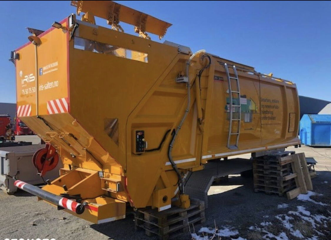 Kadussis CRV2000 Like NTM, Steco - Like NEW Kadussis CRV2000 Like NTM, Steco - Like NEW - Výměna karoserie - voz na odvoz odpadků: obrázek 1 Kadussis CRV2000 Like NTM, Steco - Like NEW Kadussis CRV2000 Like NTM, Steco - Like NEW - Výměna karoserie - voz na odvoz odpadků: obrázek 1